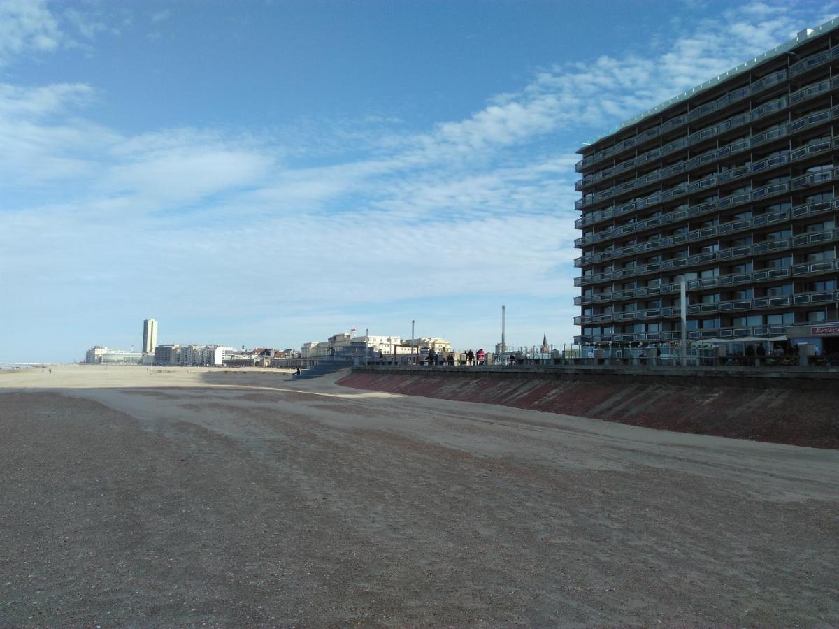 Appartement Residentie Aldis Met Zeezicht à Ostende Extérieur photo